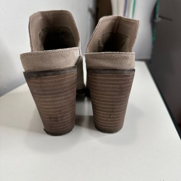 Dolce Vita Gray Selene Suede Almond toe Slide On Mule Bootie Block Heels 7.5 - Picture 9 of 15
